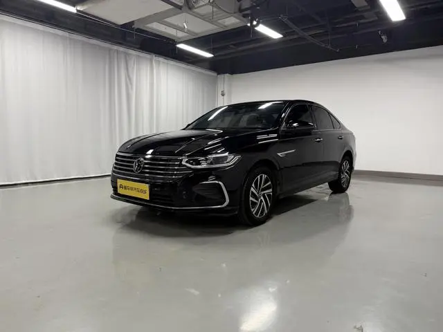 Volkswagen Lavida Facelift 1.5L automatic five million version