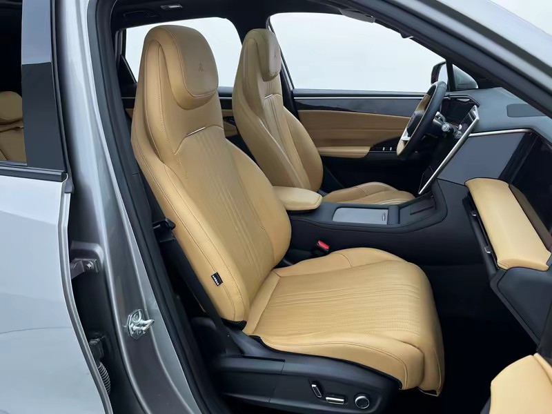 Geely Galaxy Galaxy L7 2023