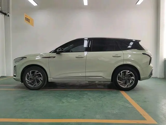 Hongqi Hongqi HS3 2.0T can be version