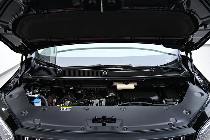 Hongqi Red Flag HQ9 PHEV 2024