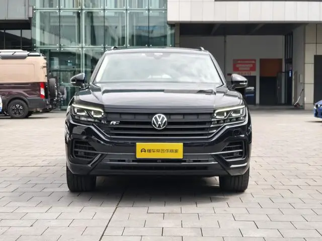 Volkswagen Touareg 3.0 TSI Ruixiang Edition Yao Black Sports Suit