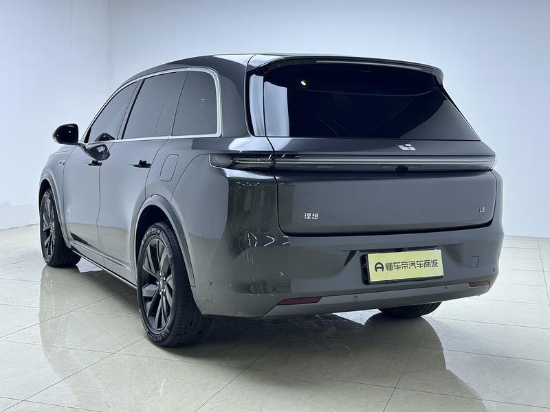 Li Auto Ideal L8 2023
