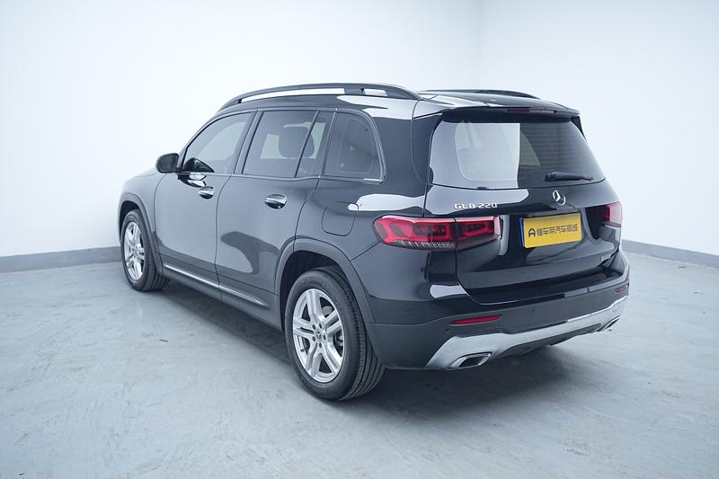 Mercedes-Benz Mercedes Benz GLB 2023