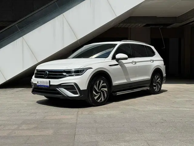 Volkswagen Tiguan L 330TSI automatic two-wheel drive Smart edition