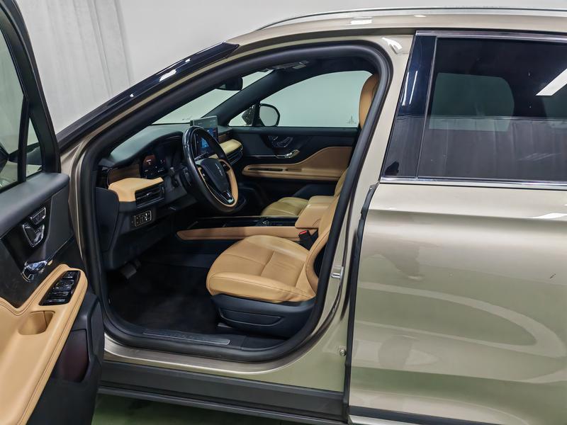 Lincoln adventurer 2022