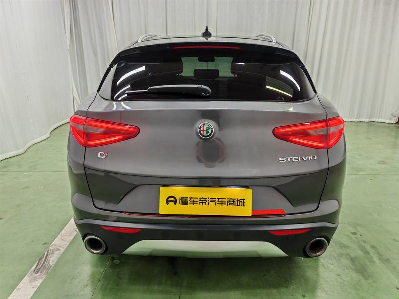 Alfa Romeo Stelvio Stelvio 2017