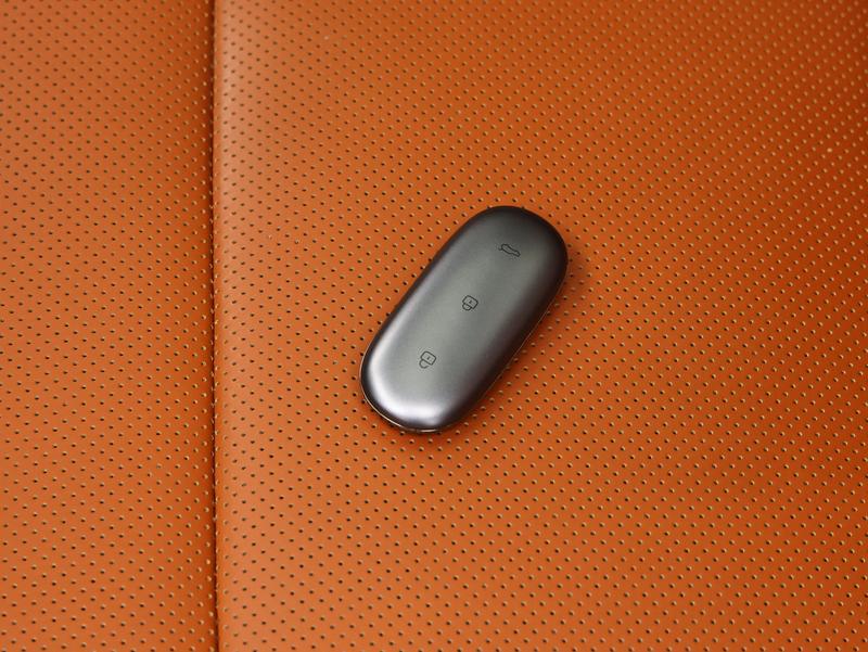 Li Auto Ideal L8 2023