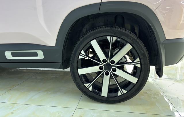 Geely Geely ICON 2023