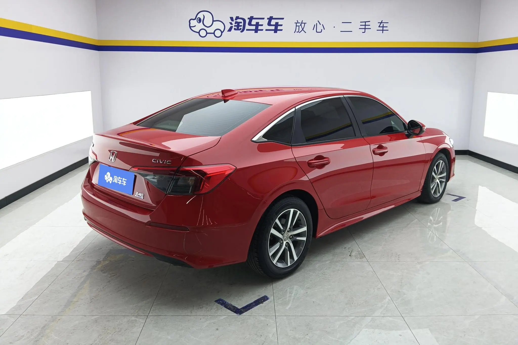 Honda Civic 240TURBO CVT Dynamic Version