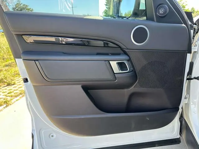 Land Rover discover 3.0 V6 SE