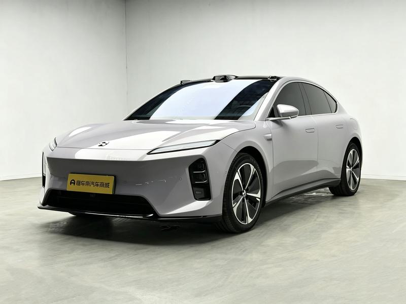 NIO NIO ET5 2025