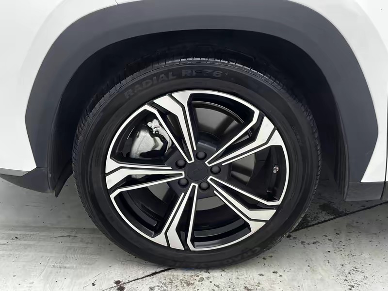Geely Galaxy Galaxy L7 2024
