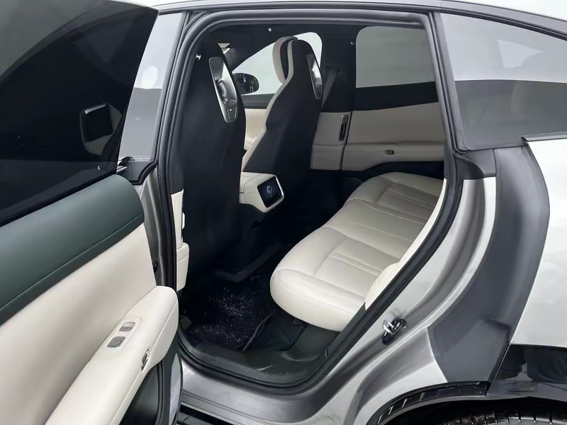 Xiaomi Auto Xiaomi YU7 2025