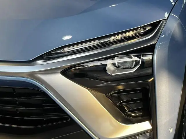 NIO NIO ES8 355KM benchmark version