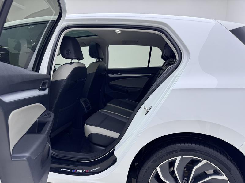Volkswagen golf 2021