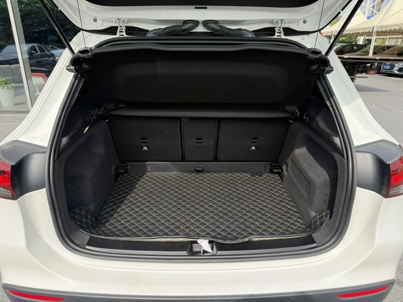 Mercedes-Benz Mercedes-Benz GLA Facelift GLA 200