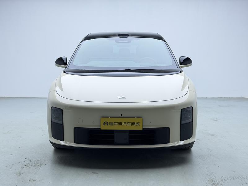 Li Auto Ideal i6 2025