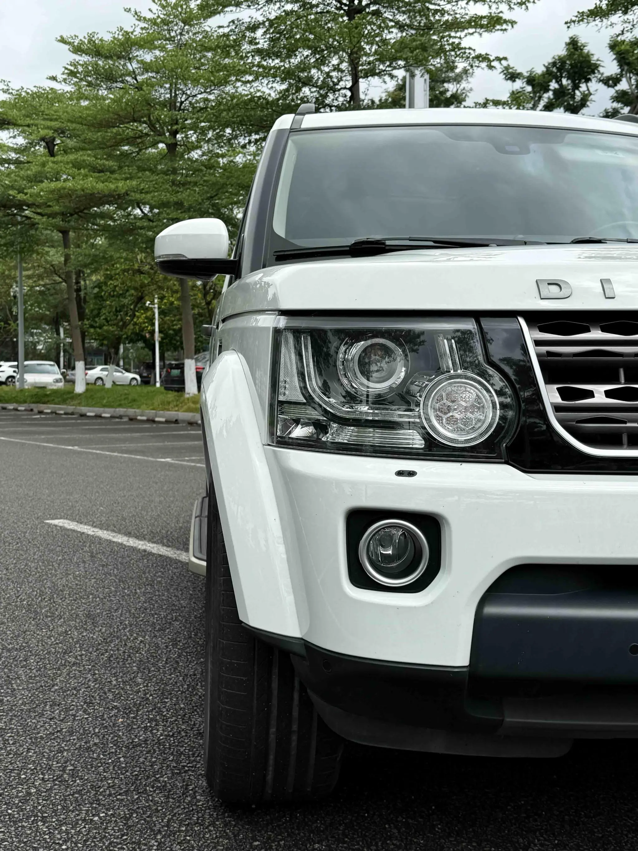 Land Rover discover 3.0 SC Yao Black Collector's Edition SE