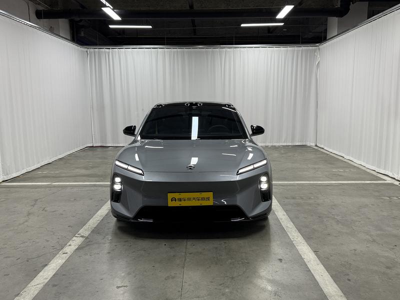 NIO NIO ET5 Touring 2025