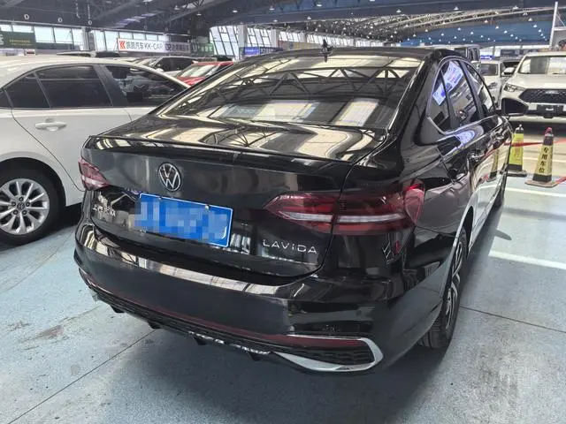 Volkswagen Lavida 300TSI DSG Starry Sky Manyi Edition