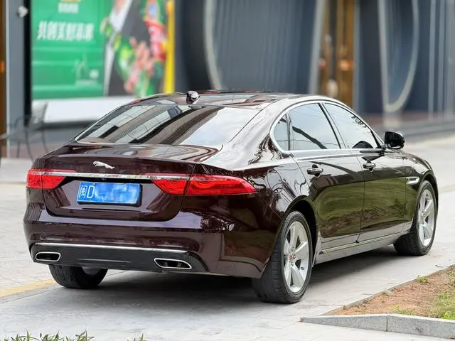 Jaguar Jaguar XFL 2.0T P200 two-wheel drive Elite Edition