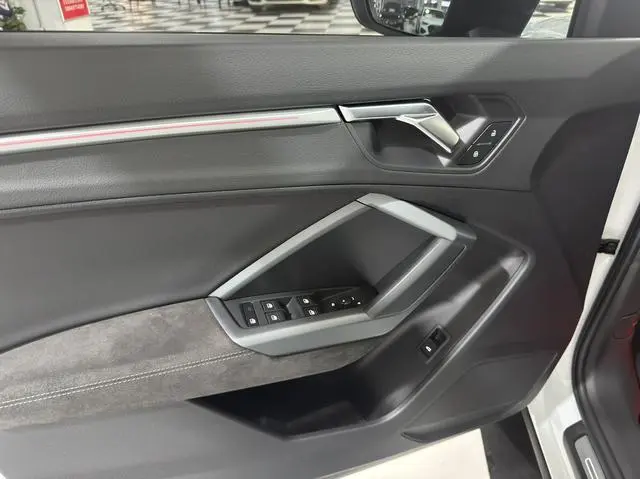 Audi Audi Q3 Sportback 40 TFSI Enjoy Life Edition