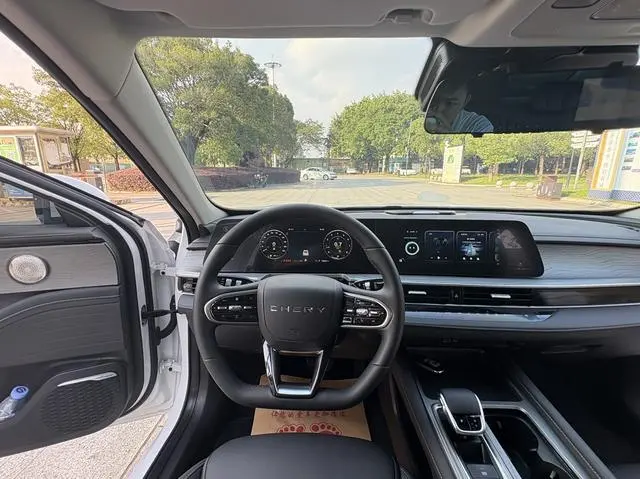 Chery Fulwin Arrizo 8 1.6TGDI DCT Yi