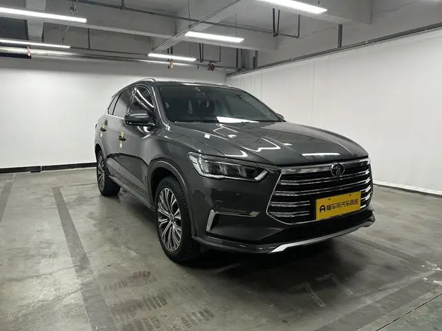 BYD Song Pro DM DM 1.5T four-wheel drive performance version luxury