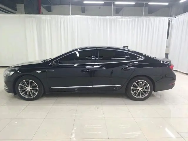 Buick Lacrosse 652T luxury