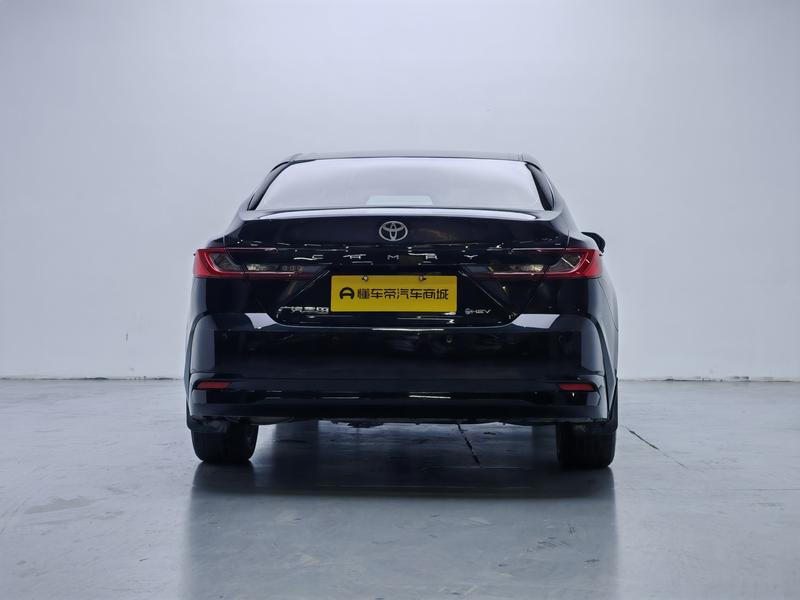 Toyota Camry 2024