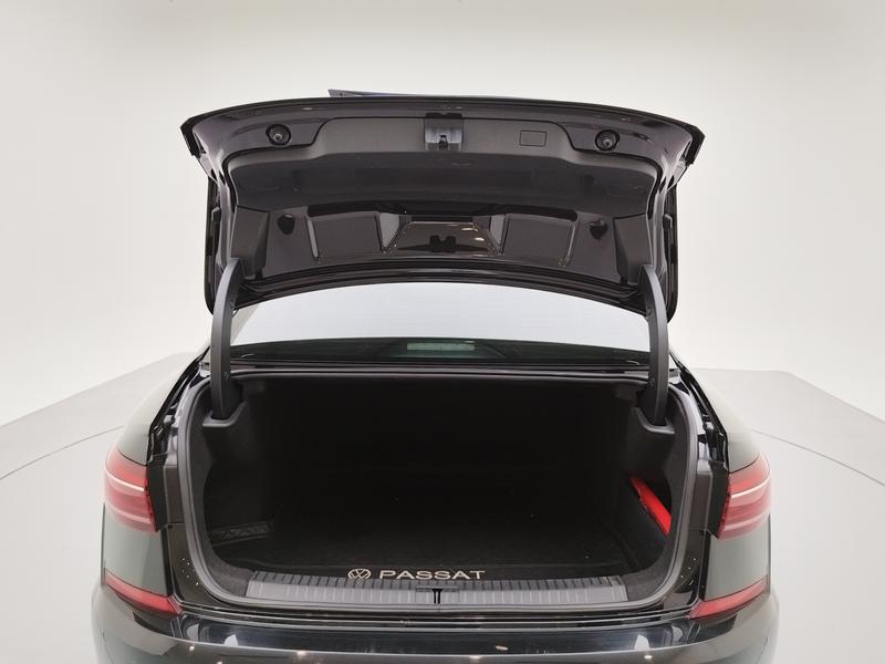Volkswagen Passat 2023