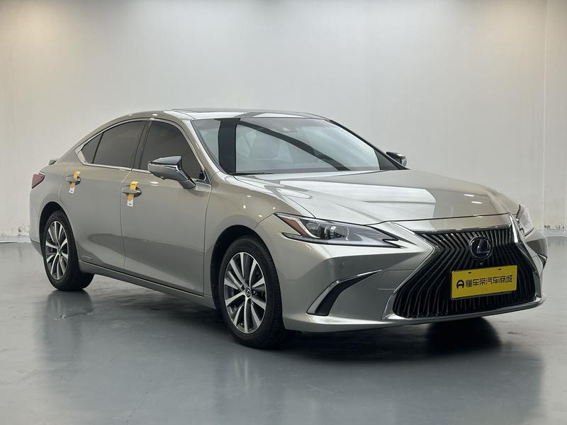 Lexus Lexus ES 2020