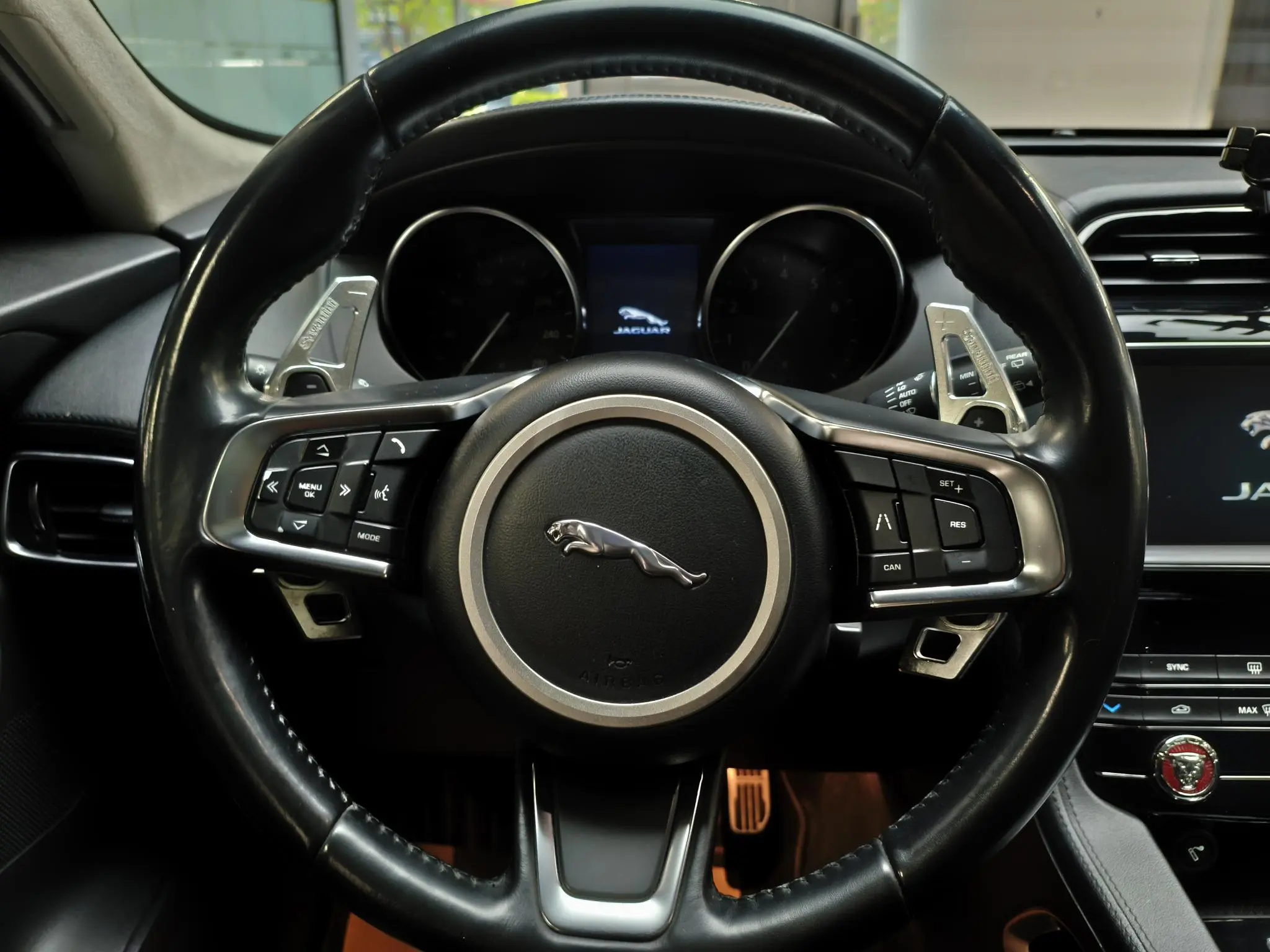 Jaguar Jaguar F-PACE 2.0T four-wheel drive Urban Exclusive Edition
