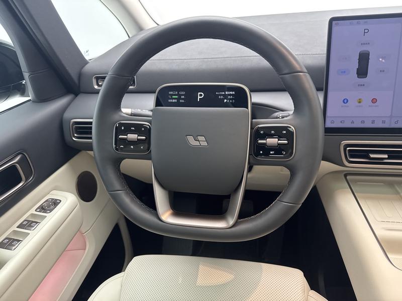 Li Auto Ideal MEGA 2025
