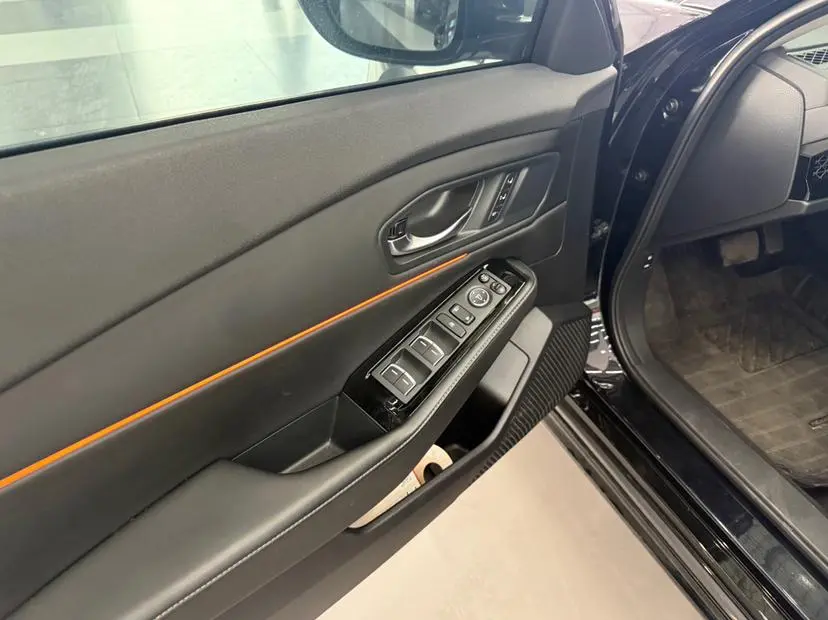 Honda Accord PHEV e: PHEV Premium Edition