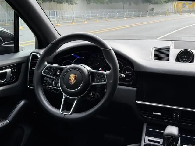 Porsche Cayenne E-Hybrid Cayenne E-Hybrid 2.0T