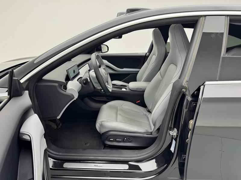 NIO NIO ET5 2024