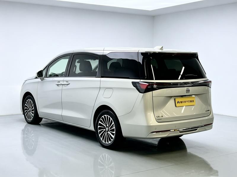 Buick Buick GL8 PHEV 2025