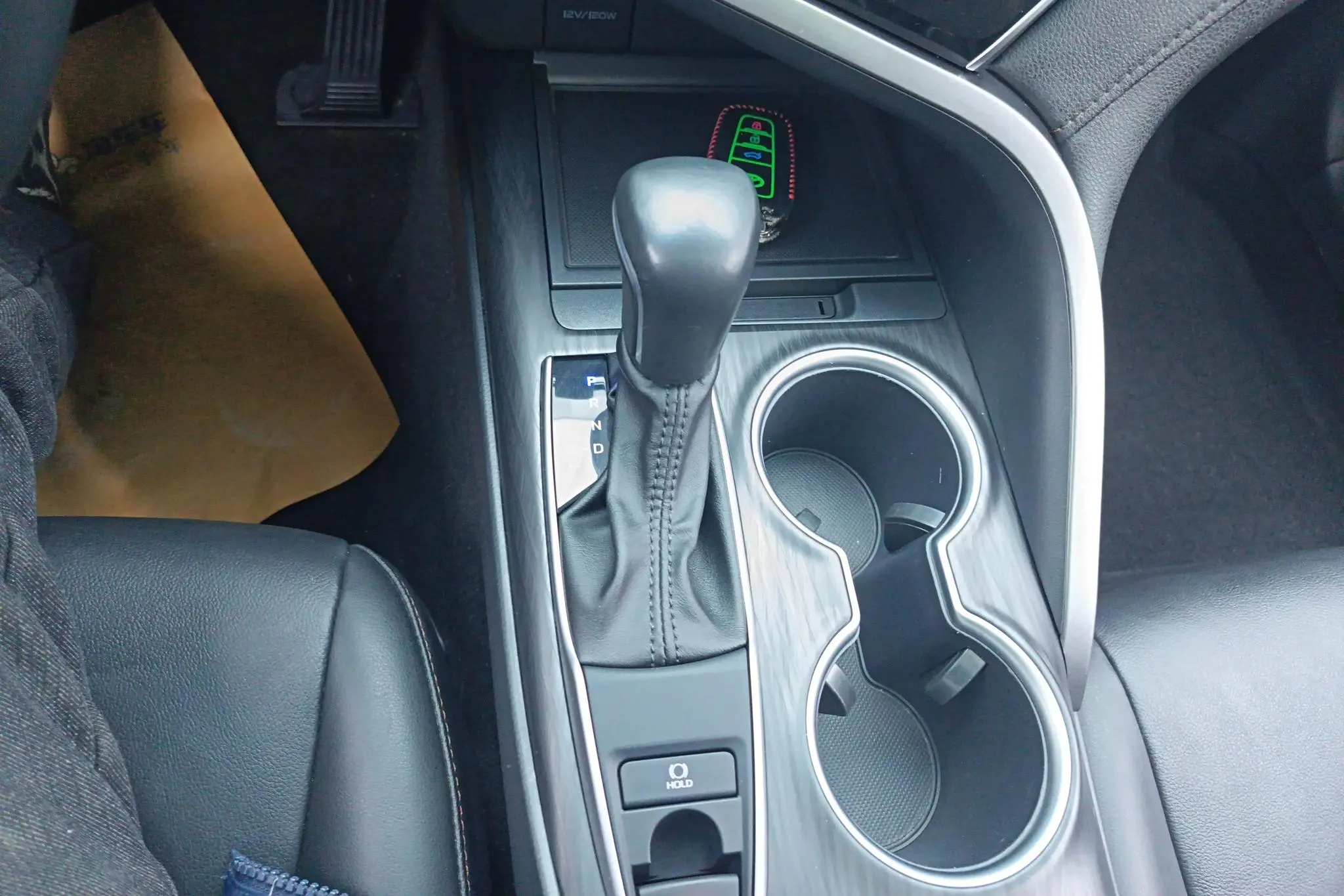 TOYOTA Camry 2.0GVP Leading Edition