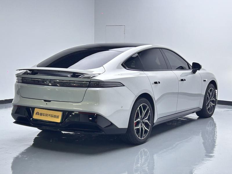 Dongfeng Yipai Yipai 007 2025