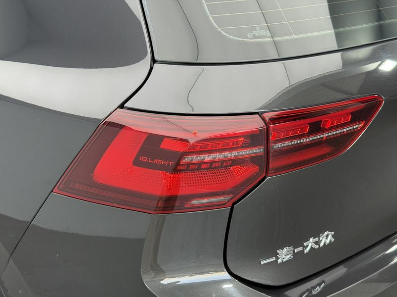 Volkswagen Golf GTI 2021