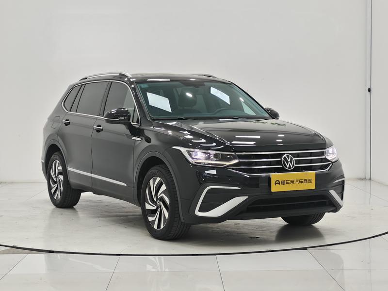 Volkswagen Tiguan L 2023