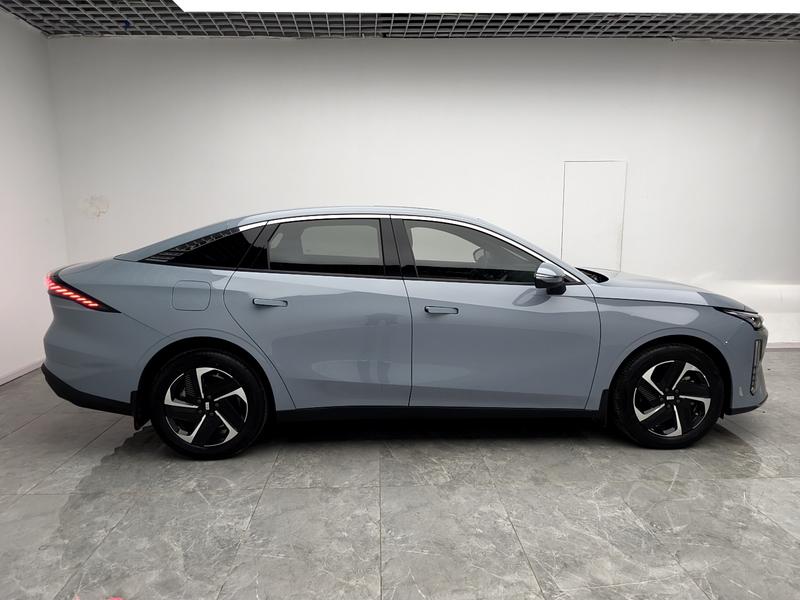 Geely Galaxy Galaxy L6 2023