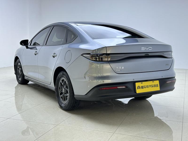 BYD Seal 05DM 2025