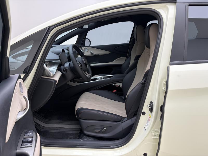 BYD dolphin 2024