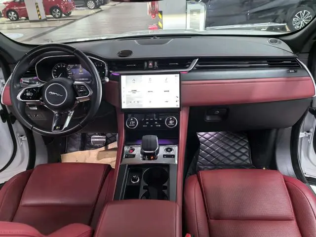 Jaguar Jaguar F-PACE P250 R-Dynamic BLACK