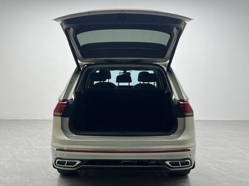 Volkswagen Tiguan L 2022