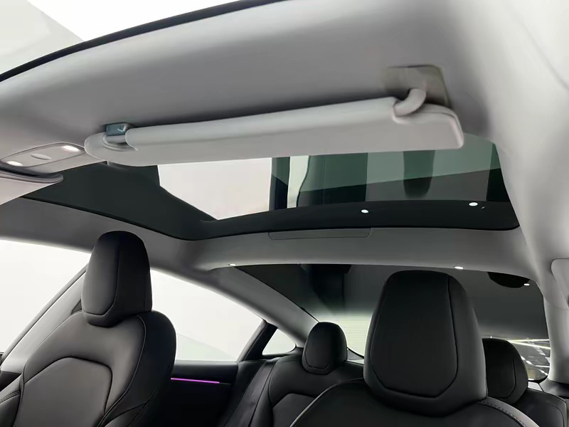 Tesla Model 3 2025