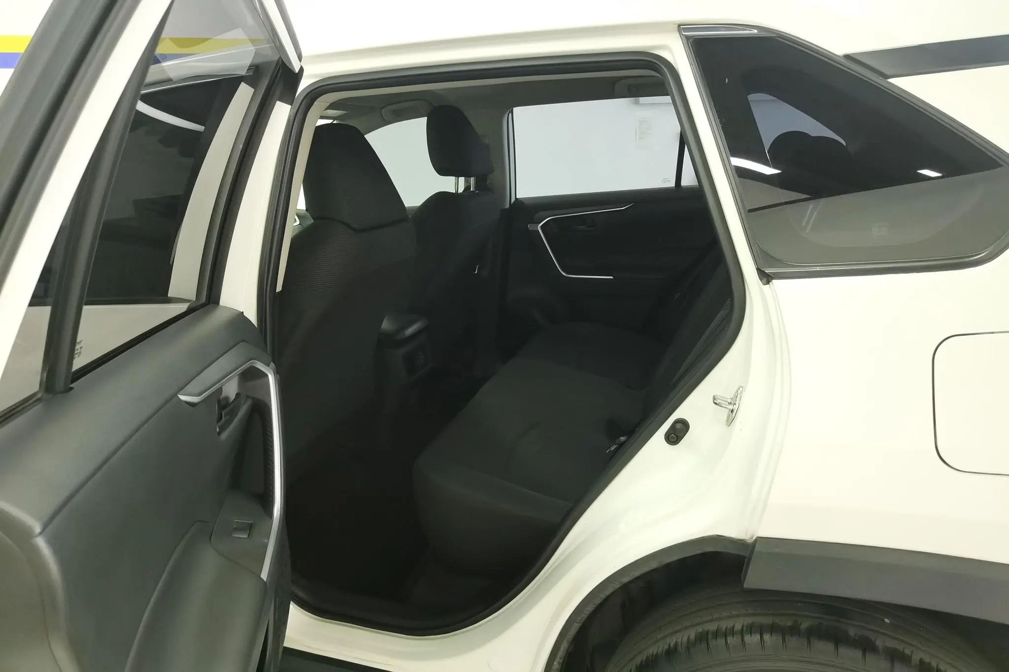 TOYOTA RAV4 Rongfang 2.0L CVT two-wheel drive urban edition