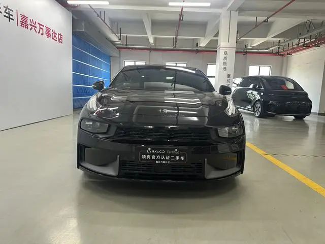 LYNK & CO Lynk 03 2.0 TD DCT Jin Pro